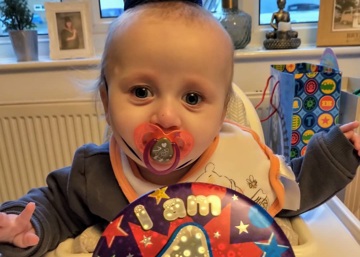 Mum says thanks to neonatal unit as baby Logan spends New Year at home after spending his first in intensive care