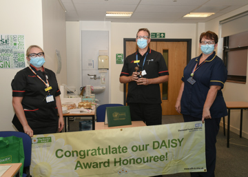 First DAISY Awards given out at Sherwood Forest Hospitals to celebrate the amazing work of nurses and midwives